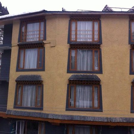 Swiss Wood Hotel Manāli Exterior foto