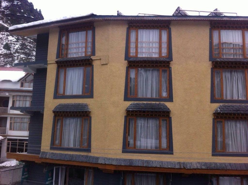 Swiss Wood Hotel Manāli Exterior foto