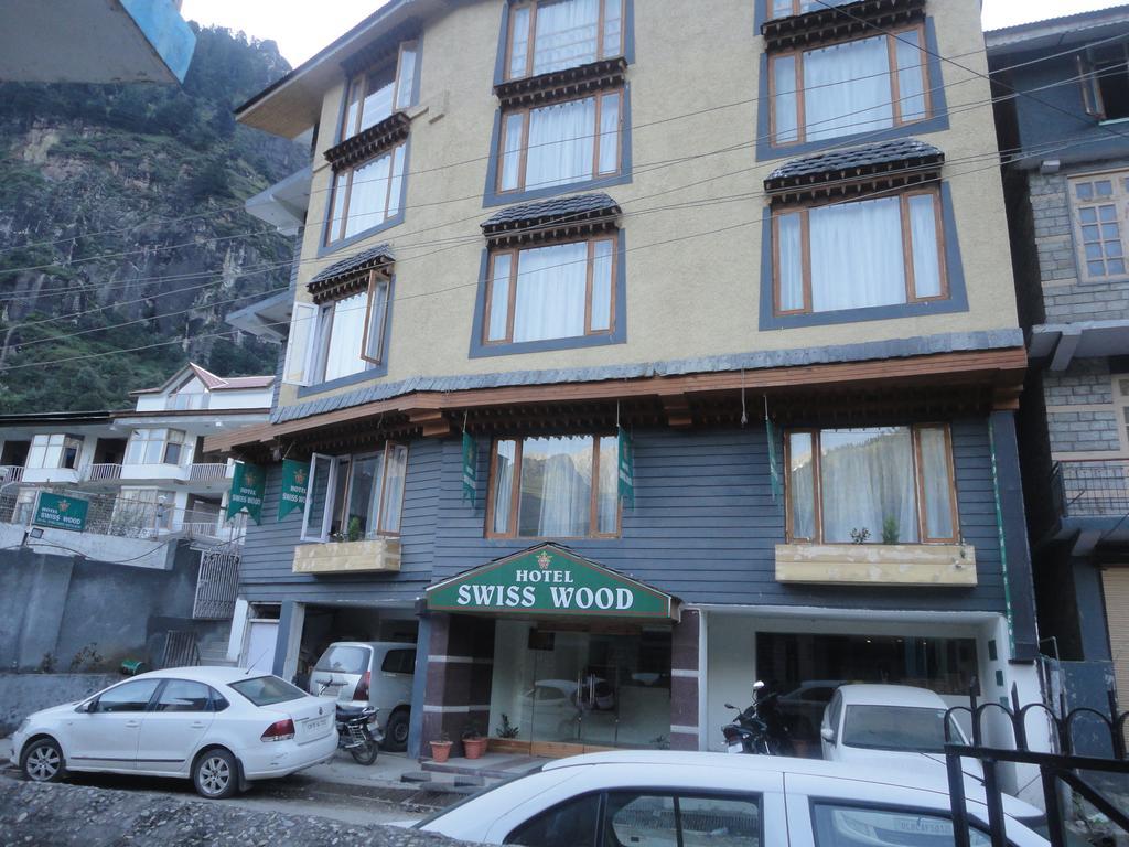 Swiss Wood Hotel Manāli Exterior foto